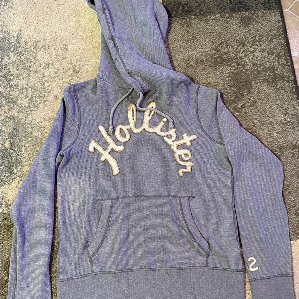 Hollister pull over hoodie